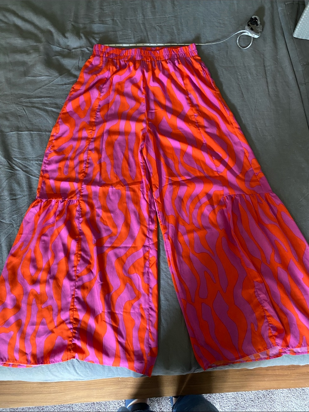 Wide-Leg Abstract Print Pants in Pink and Orange
